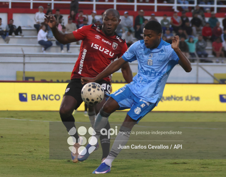 FBL-LIGAECUABET-LEONES FC-MACARA