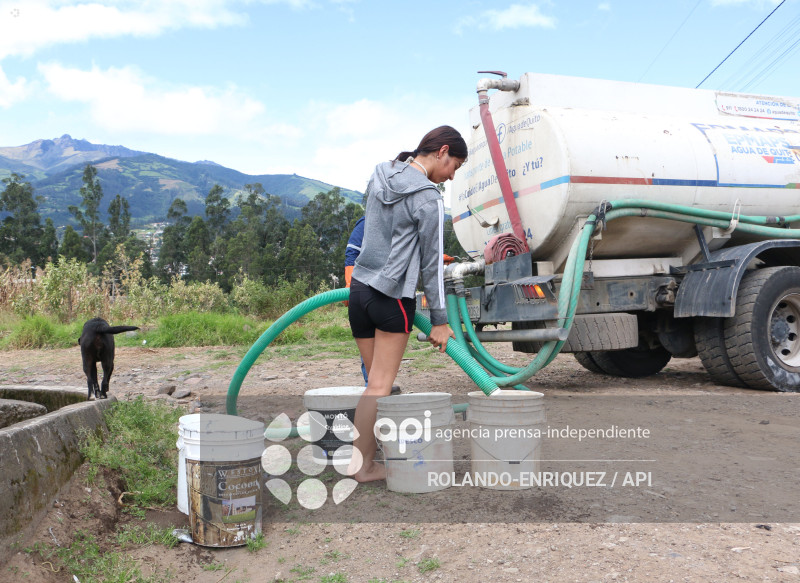 ESCACES DE AGUA 39 SECTORES DE QUITO