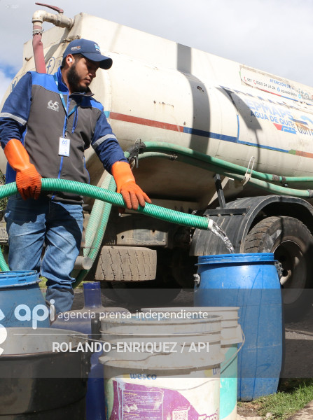 ESCACES DE AGUA 39 SECTORES DE QUITO