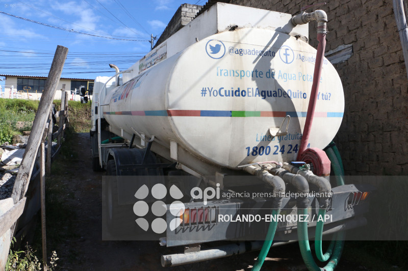 ESCACES DE AGUA 39 SECTORES DE QUITO