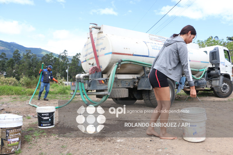 ESCACES DE AGUA 39 SECTORES DE QUITO