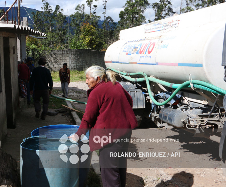 ESCACES DE AGUA 39 SECTORES DE QUITO