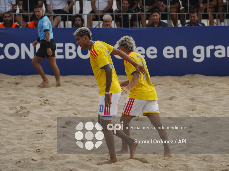 FBL CONMEBOL FUTBOL PLAYA ECUADOR VS COLOMBIA  MAYORES
