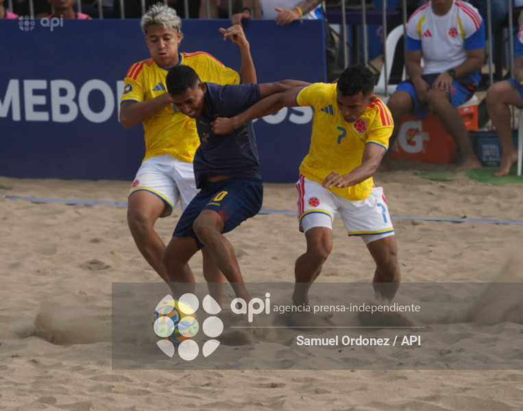 FBL CONMEBOL FUTBOL PLAYA ECUADOR VS COLOMBIA  MAYORES