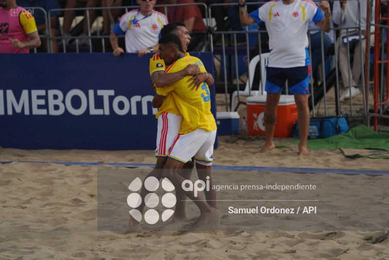 FBL CONMEBOL FUTBOL PLAYA ECUADOR VS COLOMBIA  MAYORES