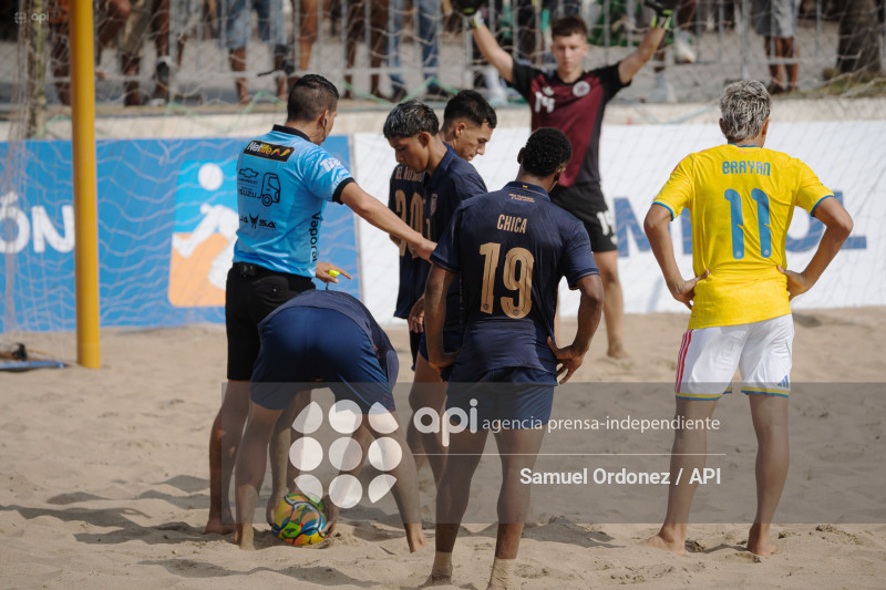 FBL CONMEBOL FUTBOL PLAYA ECUADOR VS COLOMBIA SUB 20