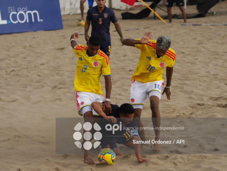 FBL CONMEBOL FUTBOL PLAYA ECUADOR VS COLOMBIA  MAYORES
