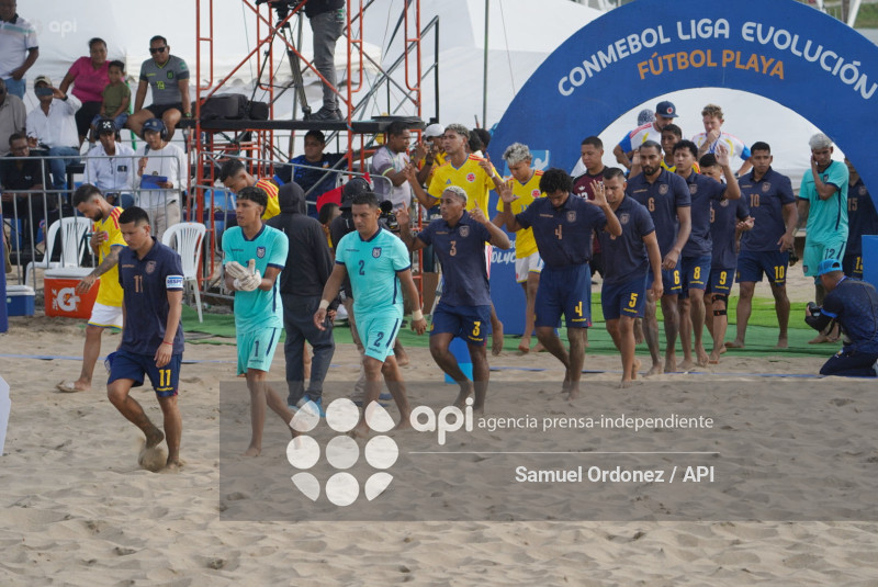 FBL CONMEBOL FUTBOL PLAYA ECUADOR VS COLOMBIA  MAYORES