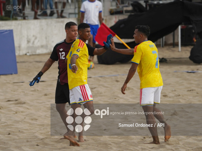 FBL CONMEBOL FUTBOL PLAYA ECUADOR VS COLOMBIA  MAYORES