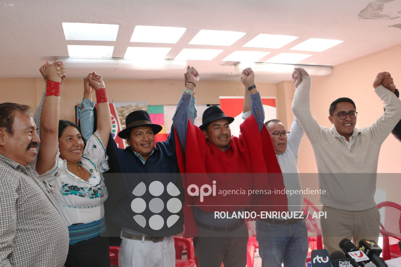 FENOCIN PIDE REVOCATORIA DEL MANDATO DEL PRESIDENTE NOBOA