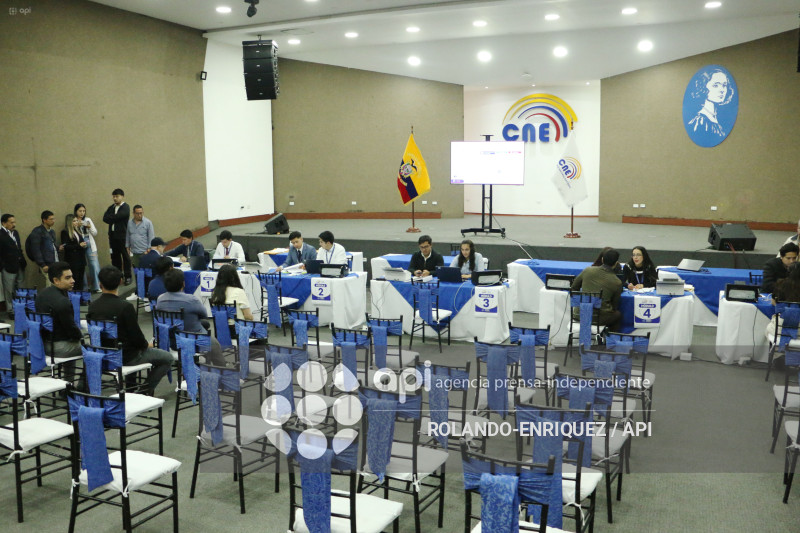 RAMIRO RIVERA POSTULACION AL CPCCS