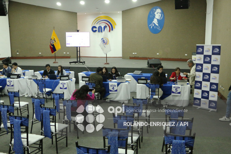 RAMIRO RIVERA POSTULACION AL CPCCS
