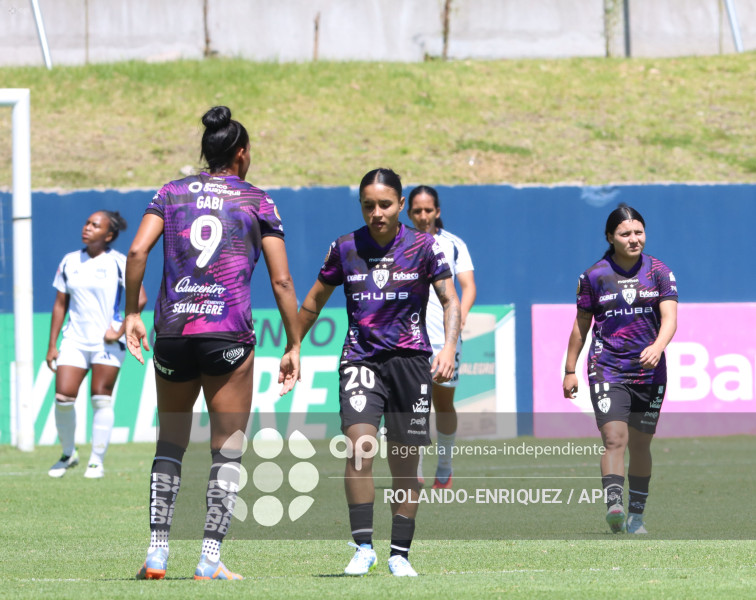 FBL SUPERLIGA FEMENINA DRAGONAS IDV VS CS EMELEC