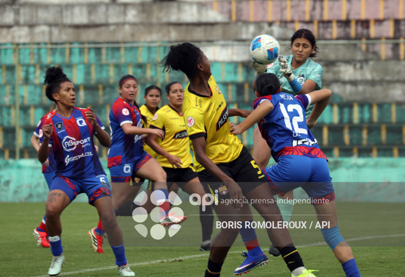 FBL-SUPERLIGA-FEMENINA- QUITO FC-BARCELONA