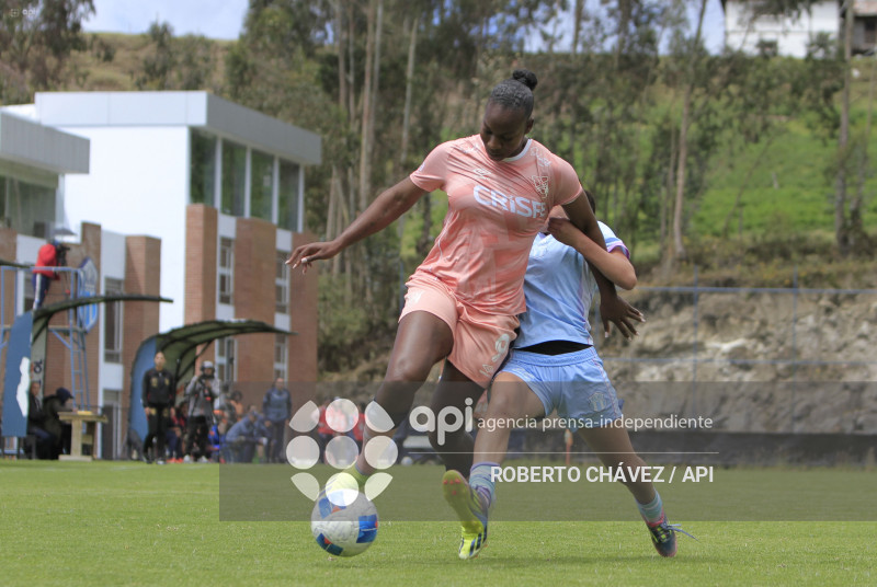 FBL SUPERLIGA FEMENINA MACARA VS U CATOLICA