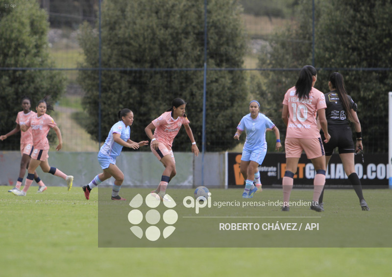 FBL SUPERLIGA FEMENINA MACARA VS U CATOLICA