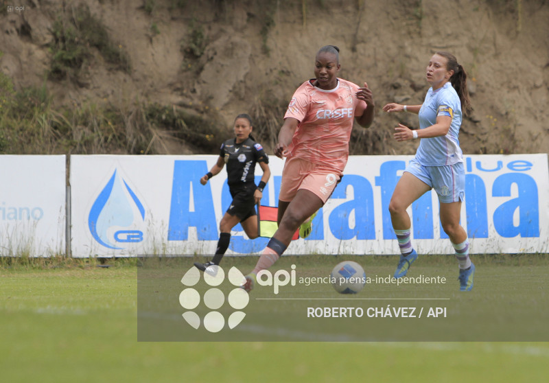 FBL SUPERLIGA FEMENINA MACARA VS U CATOLICA