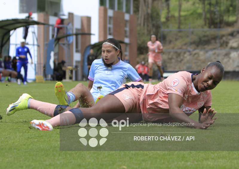 FBL SUPERLIGA FEMENINA MACARA VS U CATOLICA