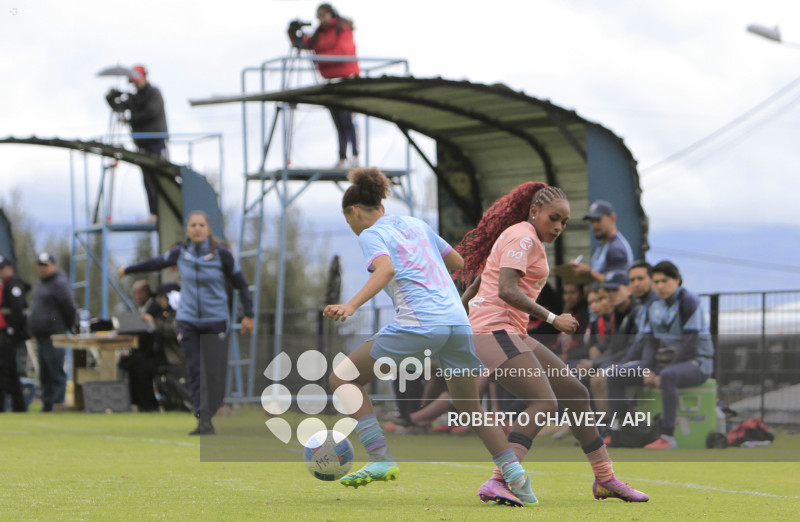 FBL SUPERLIGA FEMENINA MACARA VS U CATOLICA