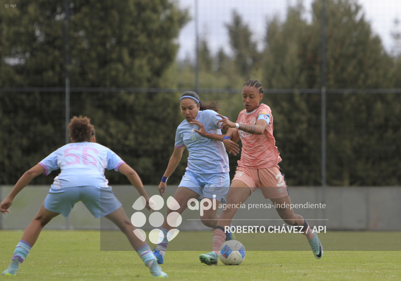 FBL SUPERLIGA FEMENINA MACARA VS U CATOLICA