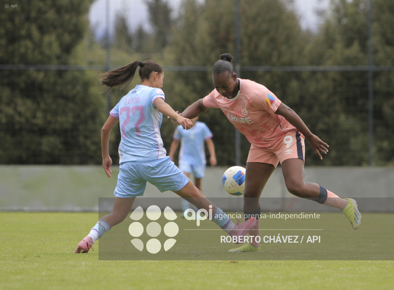 FBL SUPERLIGA FEMENINA MACARA VS U CATOLICA