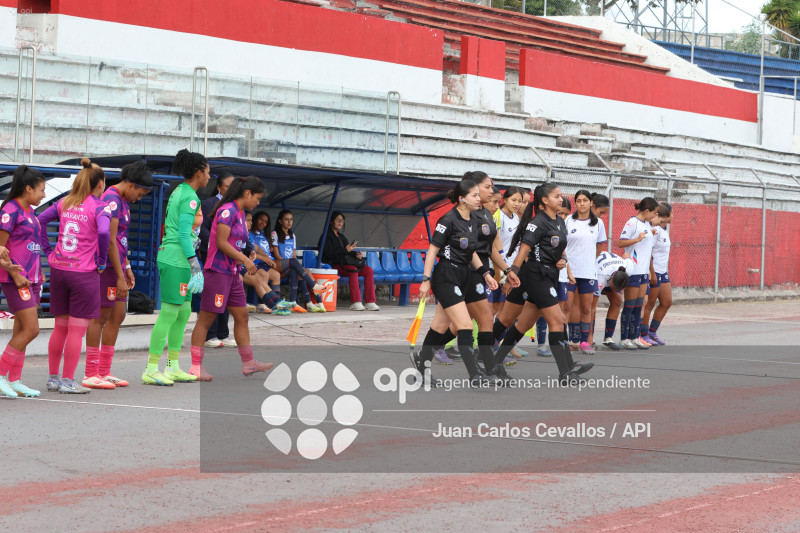 FBL-SUPERLIGA-DEPORTIVO IBARRA-EL NACIONAL
