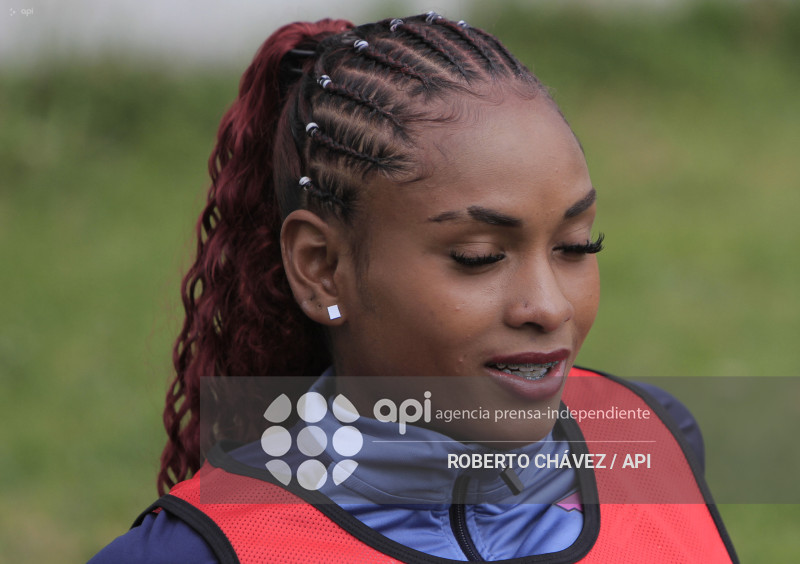 FBL SUPERLIGA FEMENINA MACARA VS U CATOLICA