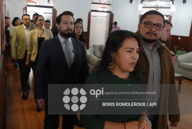 CUENCA-ALCALDESA MARISOL PEÑALOZA-ASAMBLEISTAS