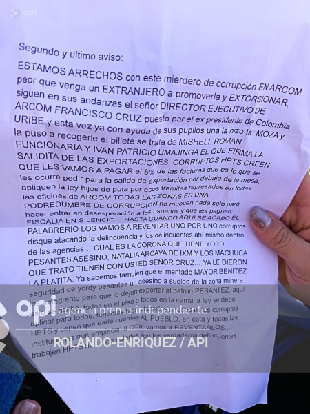 ATENTADO EN EX EDIFICIO DE MEDIOS PUBLICOD