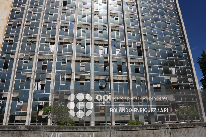 ATENTADO EN EX EDIFICIO DE MEDIOS PUBLICOD