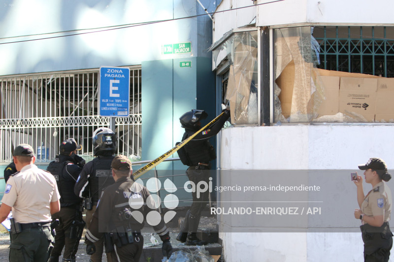 ATENTADO EN EX EDIFICIO DE MEDIOS PUBLICOD