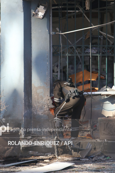 ATENTADO EN EX EDIFICIO DE MEDIOS PUBLICOD