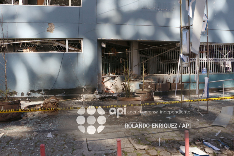 ATENTADO EN EX EDIFICIO DE MEDIOS PUBLICOD