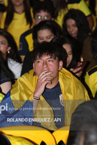 TRISTEZA HINCHAS ECUADOR