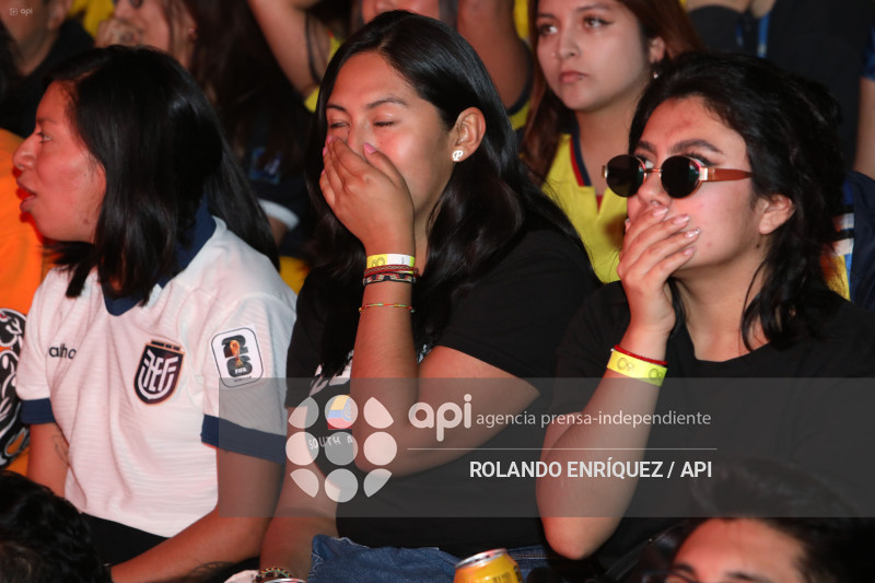 TRISTEZA HINCHAS ECUADOR
