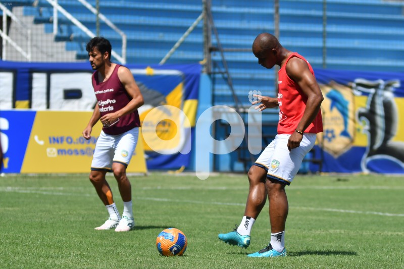 FBL-LIGAPRO-DELFIN - CUMBAYA