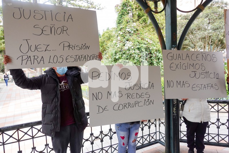 CUE-ESTAFA-DINEROS-GUALACEO