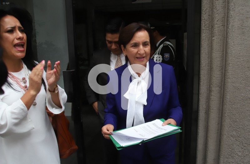 UIO-CNJ-NÃVEA-VÃLEZ