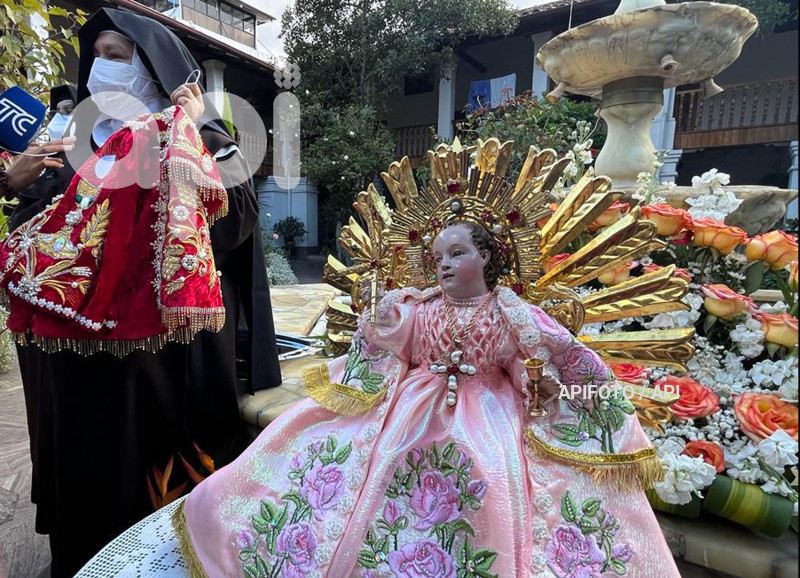 CUENCA-TRAJE DEL NIÑO VIAJERO