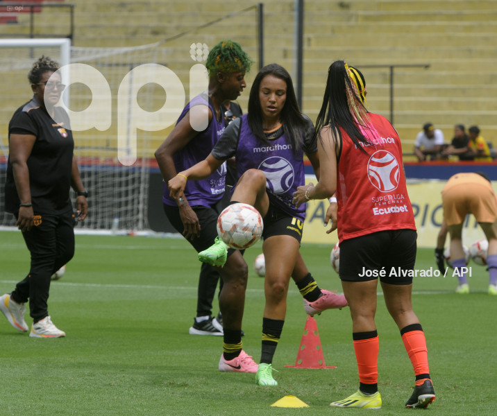 FBL-SUPERLIGAFEMENINA-BARCELOMA-DRAGONAS