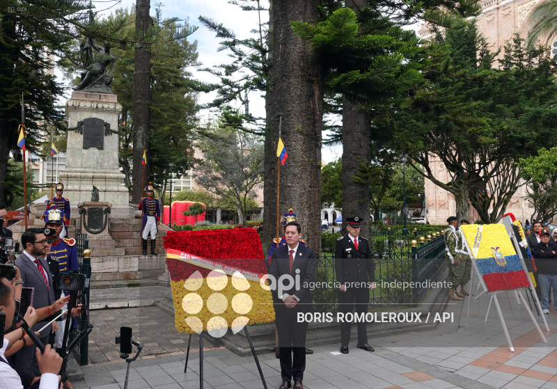 CUENCA-OFRENDA FLORAL-FUNDACION 469 AÑOS