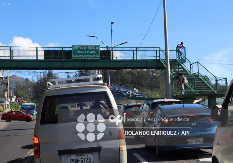 CONGESTION VEHICULAR QUITO