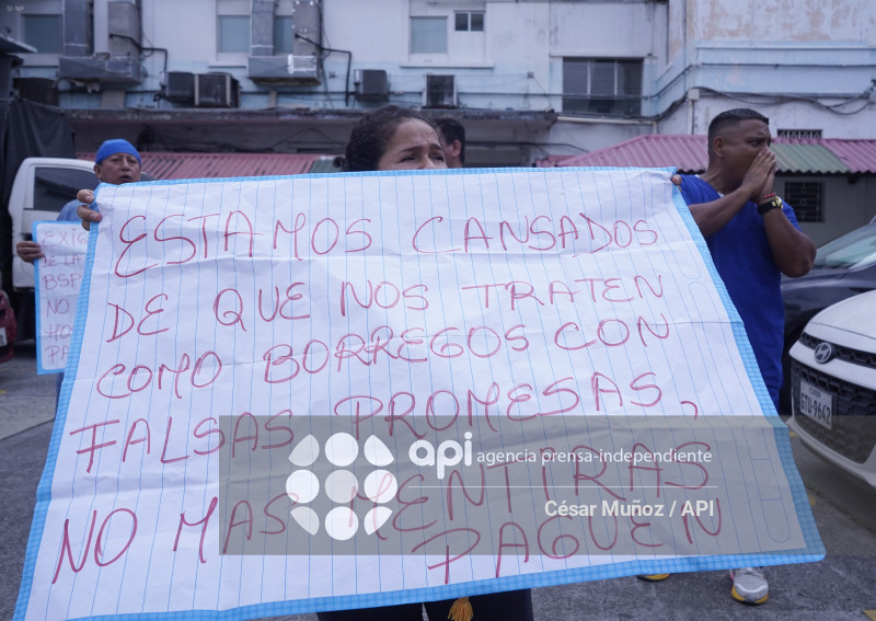 GYE-PROTESTA LEON BECERRA