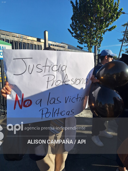 PROTESTA SEPARACIÓN DE INTERNOS ROTATIVOS HCAM