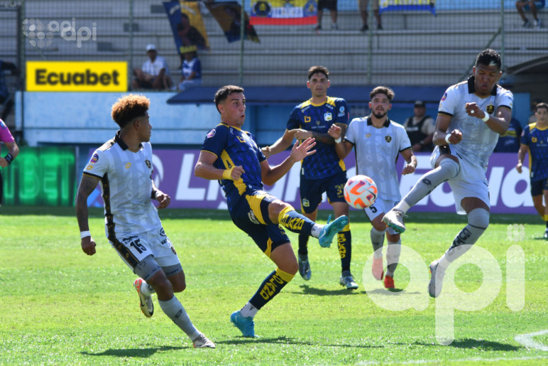 Delfín se deja igualar 1-1 con Aucas