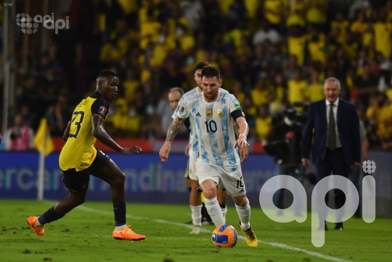 Ecuador iguala a la Argentina de Messi 1-1 en Guayaquil
