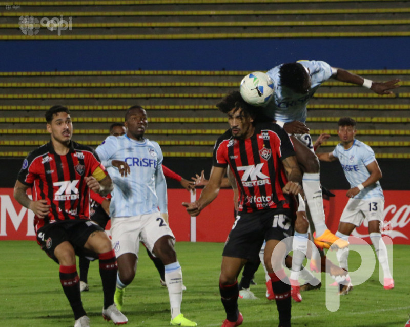 Chatoleí, imparable, ratifica primer lugar en Sudamericana