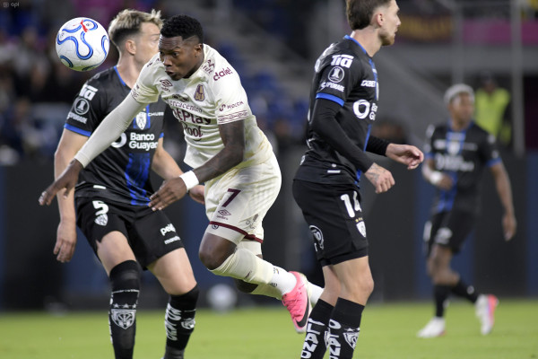 IDV elimina 3-1 (4-1) a Tolima y avanza en Libertadores