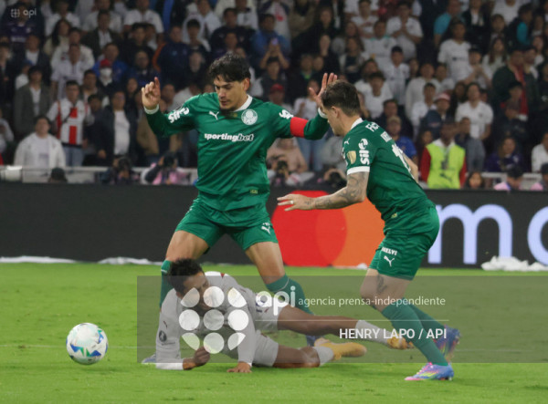 Palmeiras aventaja 1-0 a Liga en cuartos de Libertadores