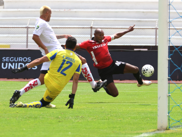 Técnico U. logra 1-0 sobre Leones FC en Ibarra